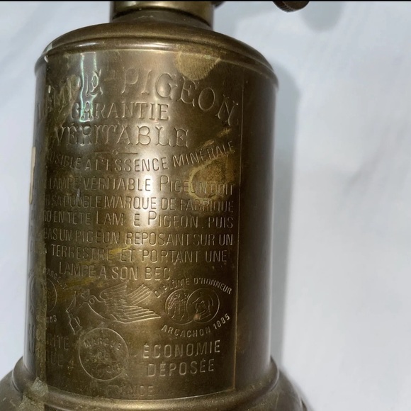 Antique French Lampe Pigeon oil lamp - Picture 7 of 11